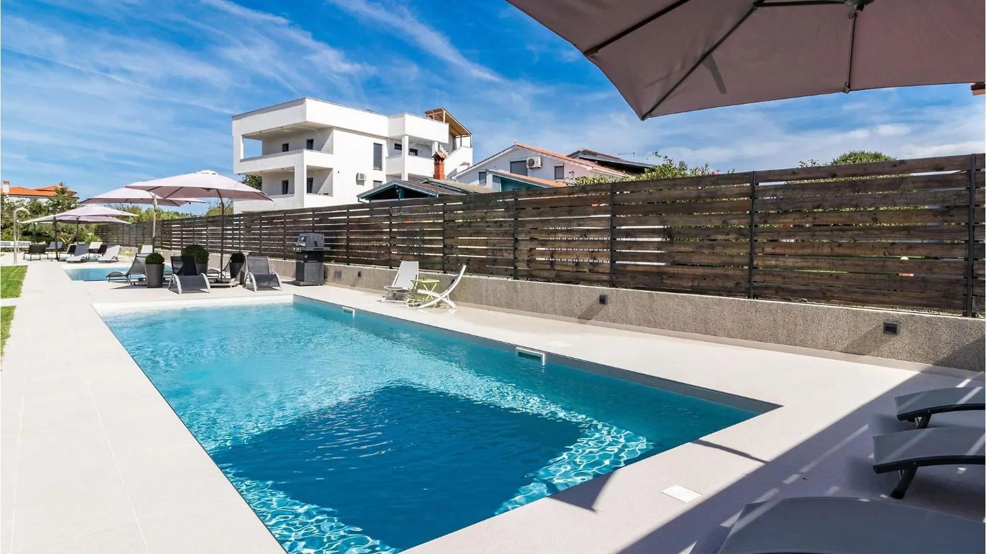 2 Bedroom Beautiful Apartment In Medulin